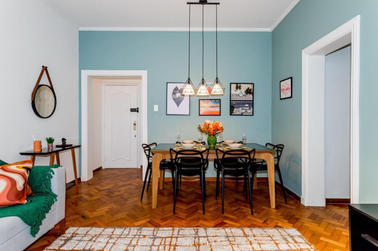 Apartment Copacabana Oasis: Stylish 2-3 Bedroom Steps From