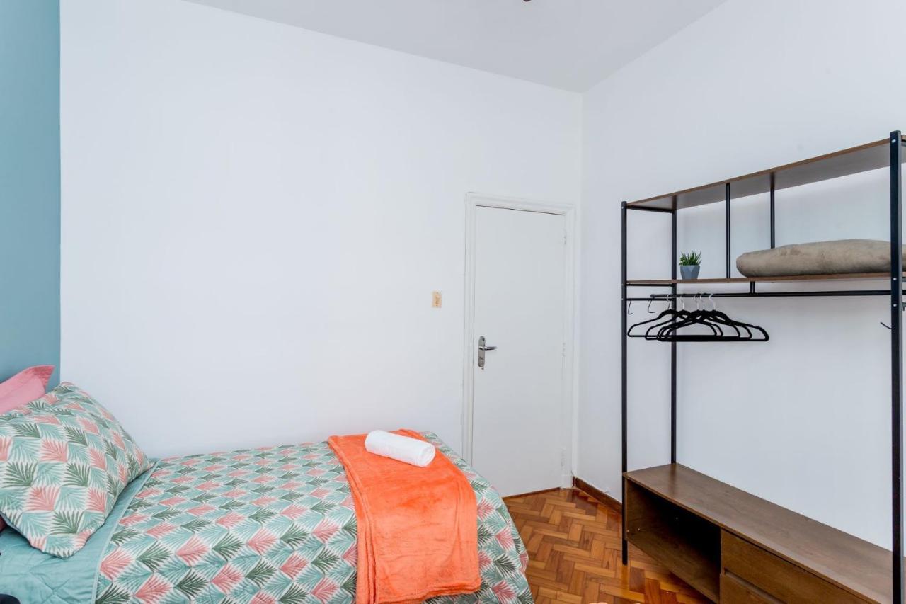 Apartment Copacabana Oasis: Stylish 2-3 Bedroom Steps From Rio de Janeiro