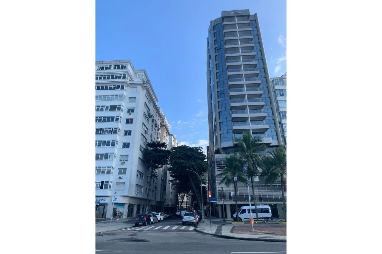 Copacabana Oasis: Stylish 2-3 Bedroom Steps From Rio de Janeiro