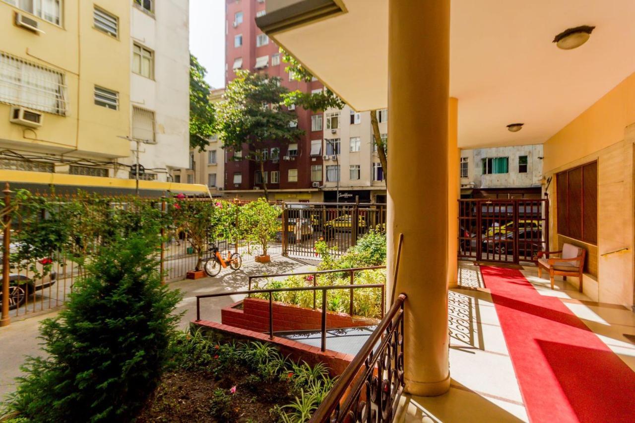 Copacabana Oasis: Stylish 2-3 Bedroom Steps From